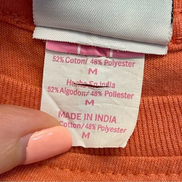 PeaceFrog XS short sleeve graphic tee Frog heart 1970s vibes Barbie barbiecore - Picture 6 of 7